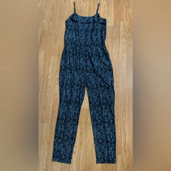 Sz M Reitmans Navy Stripped Spaghetti-Strap Jumpsuit - Picture 3 of 6